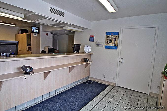 Motel 6-Capitol Heights, Md - Washington ラルゴ エクステリア 写真